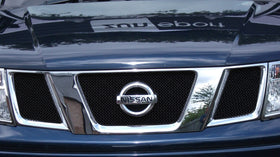 Zunsport Nissan Navara - Top Grille Set - Black finish