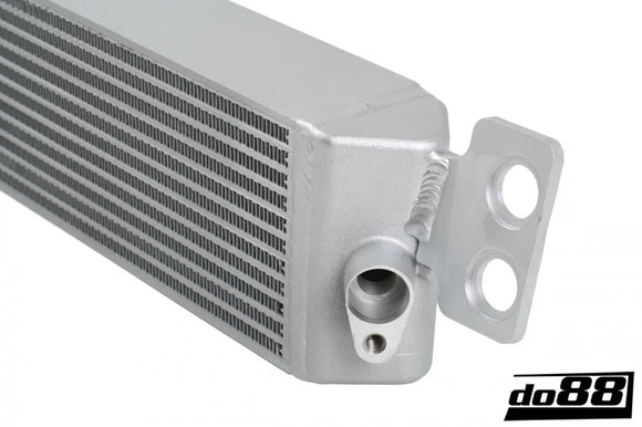 do88 07-13 BMW M3 (E90/E92/E93) Engine Oil Cooler