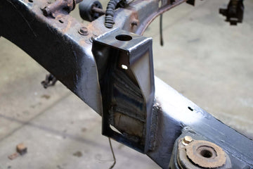 Rust Buster 95-04 Toyota Tacoma Double Cab Front Bed Mount