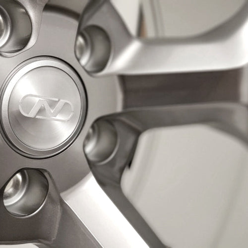 RSe103 20x9.0 • ET35 • 5:112 • 66.5CB Silver Platinum - Gloss