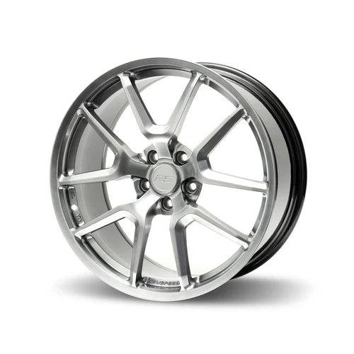 RSe104 19x9.0 • ET45 • 5:112 • 57.1CB Hyper Silver • Gloss