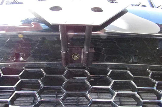 LICENCE PLATE TOW HOOK MOUNT BMW M8 2019+