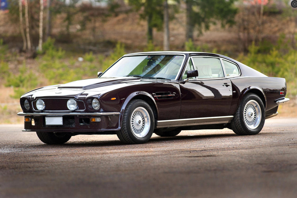 Aston Martin V8 Stainless Steel Collectors 2.5 inch (1973-89) - 0