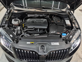 VW GOLF 7 GTI / R/  PASSAT 380/   SKODA Octavia 5E 2.0  / SEAT Leon Cupra (EA888) carbon fiber airbox - 0