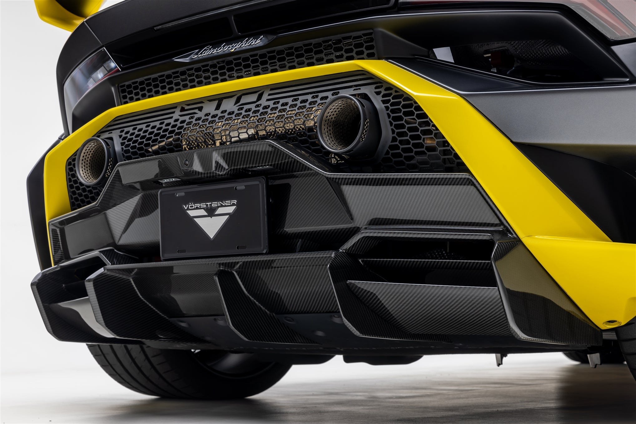 HURACAN STO REAR DIFFUSER CARBON FIBER