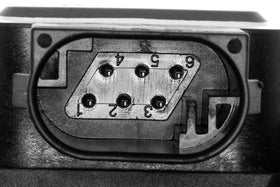 VEMO MERCEDES-BENZ Accelerator Pedal A   164 300 00 04 64 - 0