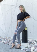 Model wearing pizzabrand VW Mk1 Golf cropped t-shirt