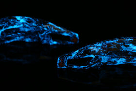 GTI7 forged carbon wheel paddle shifters - LUMINOUS BLUE