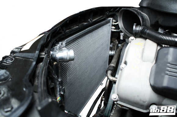 do88 07-13 BMW M3 (E90/E92/E93) Aluminum Radiator