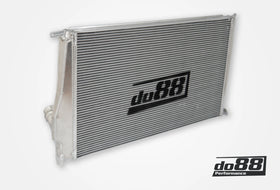 do88 07-13 BMW 135i/335i N54/N55 (E82/E88/E9X) Automatic Radiator - 0