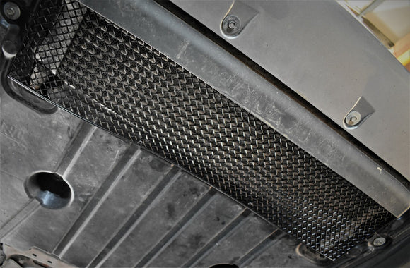 Zunsport BMW M5 Competition F90 - Oil Cooler Grille - Black Finish