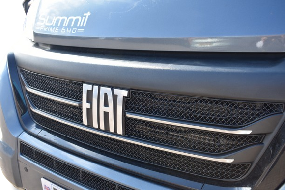 Zunsport Fiat Ducato (FIAT badge) Upper Grille Set - Black Finish