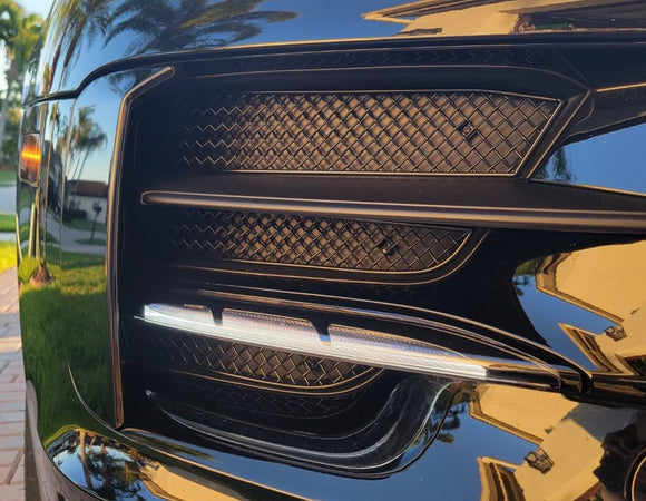 Zunsport Porsche Macan S & Base 19-21 Front Grille Set - Black finish