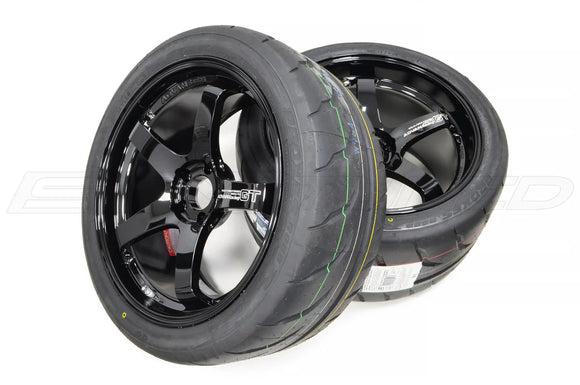 Advan GT/Toyo R888R Wheel and Tire Package for R35 GTR