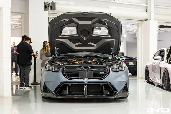 Alpha-N G90 / G99 M5 Carbon Front Splitter Set - 3-Piece