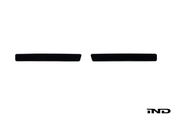 IND NA5 iX3 / G65 X5 M-Sport Rear Painted Reflector Set