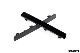 IND NA5 iX3 / G65 X5 M-Sport Rear Painted Reflector Set