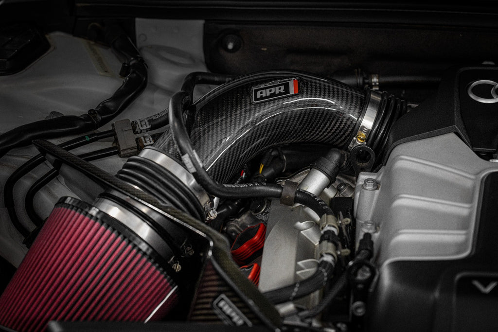 APR Carbon Fiber Throttle Inlet Pipe - Audi / B8 / B8.5 / 3.0T / S4 / S5 / Q5 / SQ5 | CI100037-A