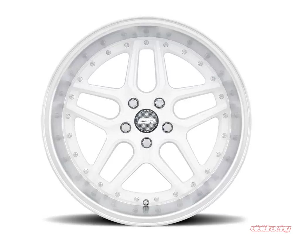 ESR Wheels CS15 18" 5x112 Gloss White W/ Machined Lip
