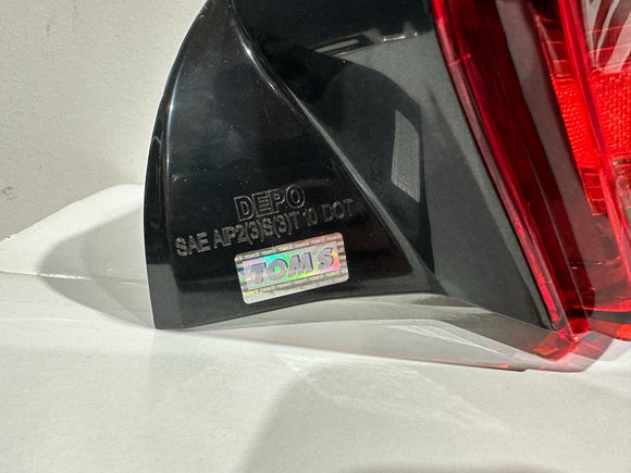 TOM'S LED Tail Light 86/FRS/BRZ 12+ Red Lens (US)