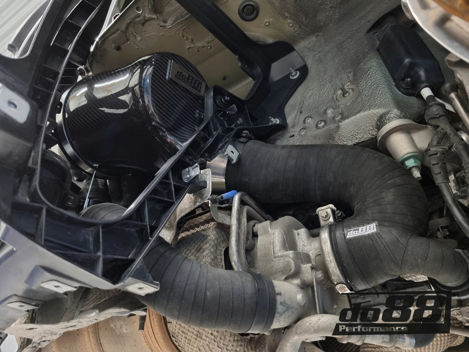 Porsche 911 Turbo (992) Turbo Inlet Hoses