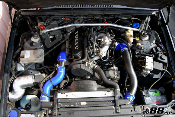 do88 Volvo 700/900 Turbo (w/o AC) Pressure Hoses Blue