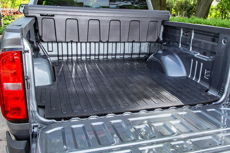 Deezee 15-23 Chevrolet/GMC Colorado/Canyon Heavyweight Bed Mat - Custom Fit 5Ft Bed (Lined Pattern) - 0