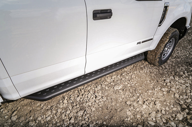 Deezee 99-23 Chevrolet/GMC/Dodge/Ford Full Size Running Board CrewCab Truck Board (Blk Trim) - 0