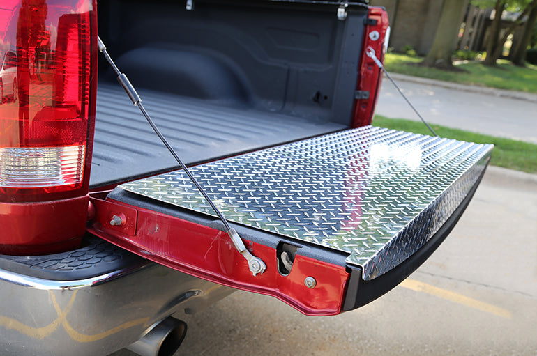 Deezee 17-23 Ford SuperDuty Tailgate Protector Full Brite-Tread - 0