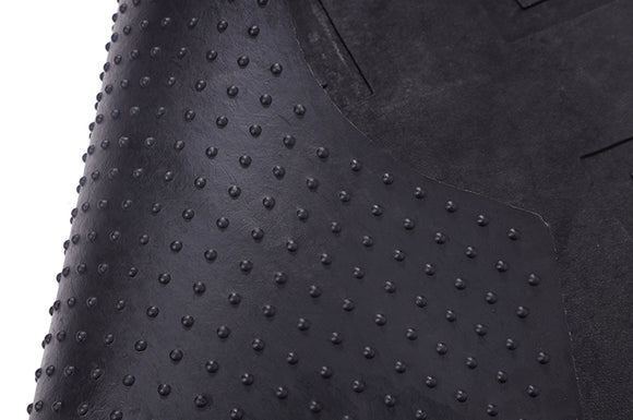 Deezee 15-23 Chevrolet/GMC Colorado/Canyon Heavyweight Bed Mat - Custom Fit 5Ft Bed (Lined Pattern)