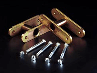 Daystar 1984-1994 Chevy S-10 Blazer 2WD/4WD - Rear Super Shackle (Non Greaseable) 1 1/2in Lift