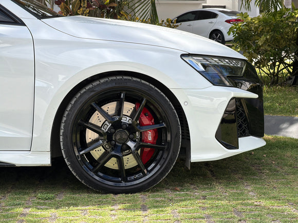 RSe104 19x9.0 • ET35 • 5:112 • 66.5CB Black • Gloss