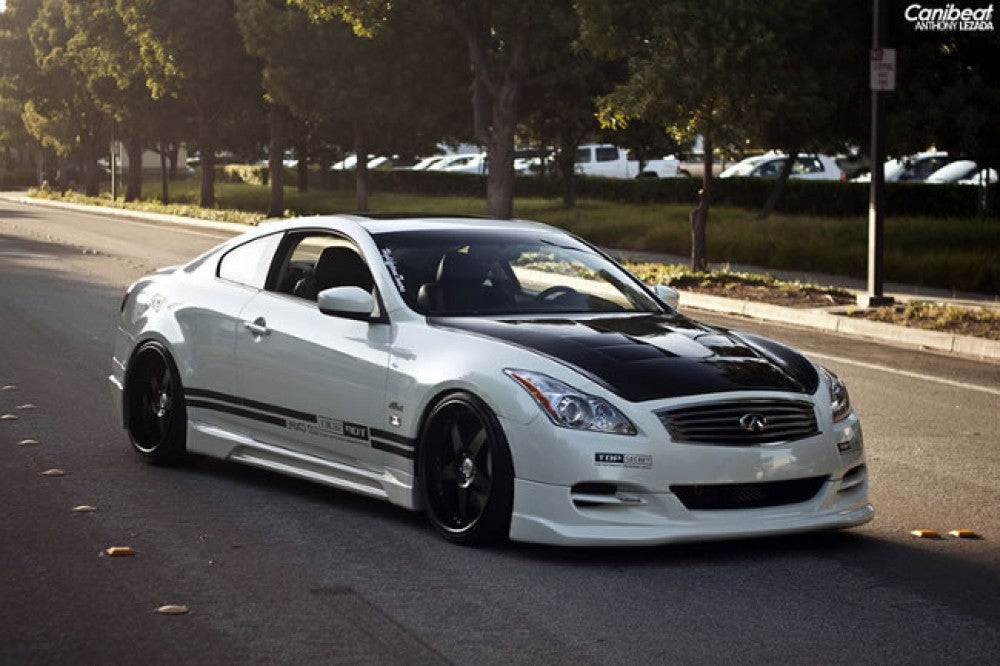 Seibon 08-09 Infiniti G37 2-door TS-style Carbon Fiber Hood