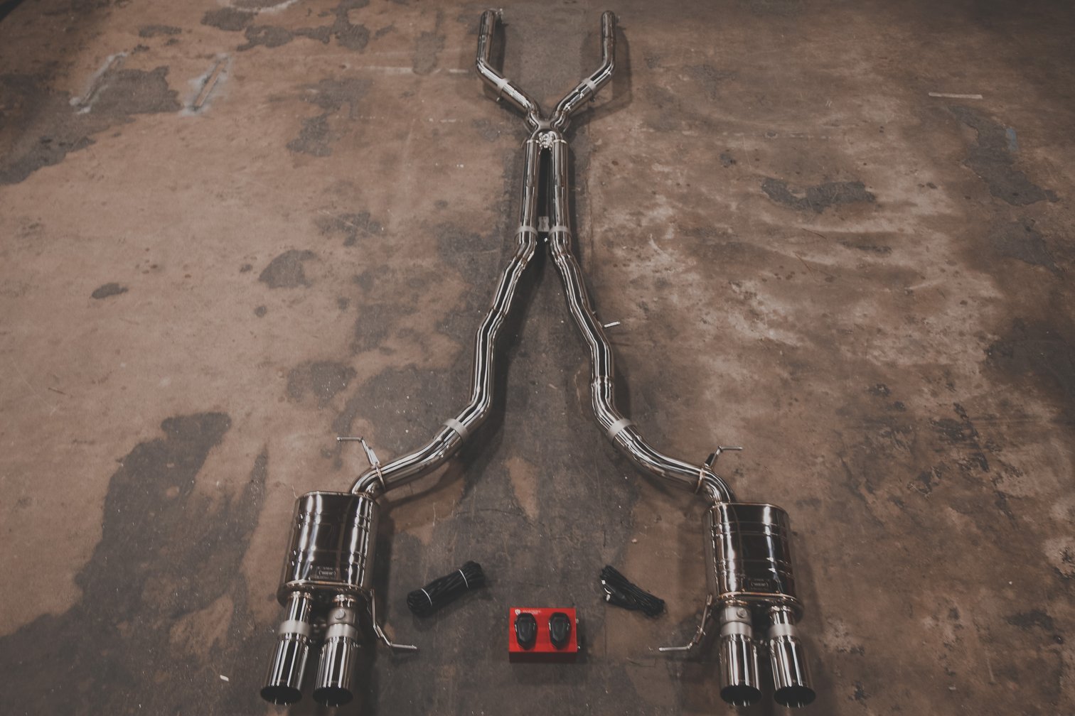ALPINA B6 / BMW 650I VALVED EXHAUST