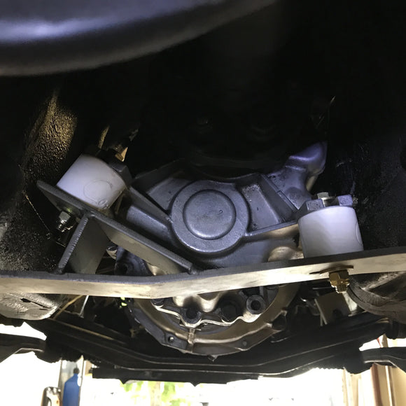 POLY TRANSMISSION MOUNT SET - E9X