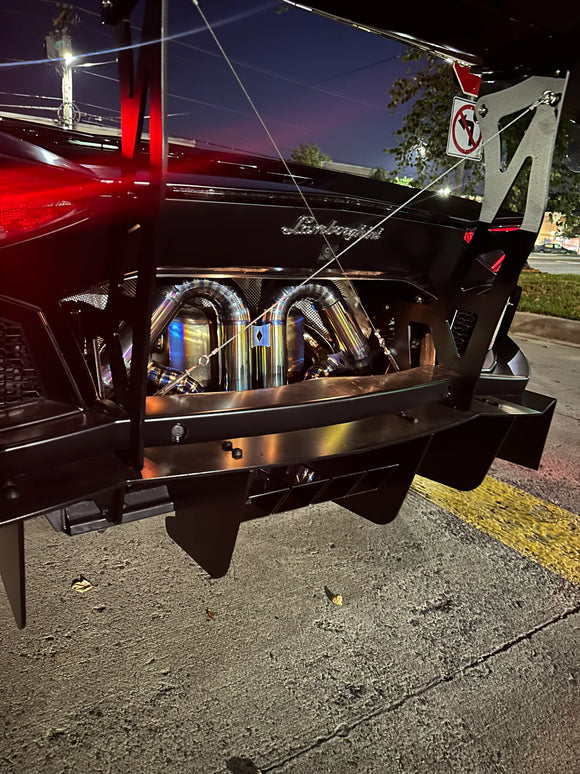CHASIS MOUNTED CARBON APR SPOILER AND DIFFUSER - AVENTADOR