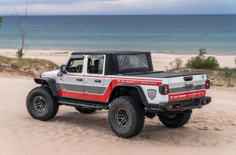 Rampage 20-22 Jeep Gladiator Trailview Fastback - Black Diamond