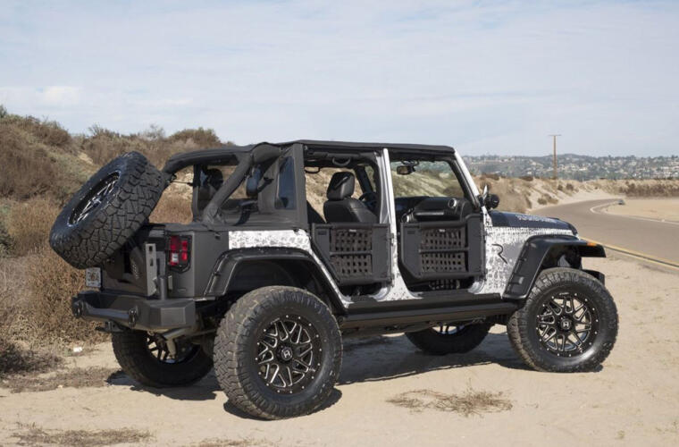Rampage 2007-2018 Jeep Wrangler(JK) Unlimited 4-Door Trailview Tonneau Top - Black Diamond - 0