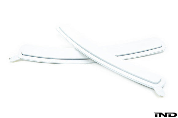 IND F95 X5M / G05 X5 Painted Front Reflector Set