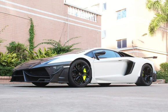 Carbon Fiber Side Skirts for Lamborghini Aventador LP700-4