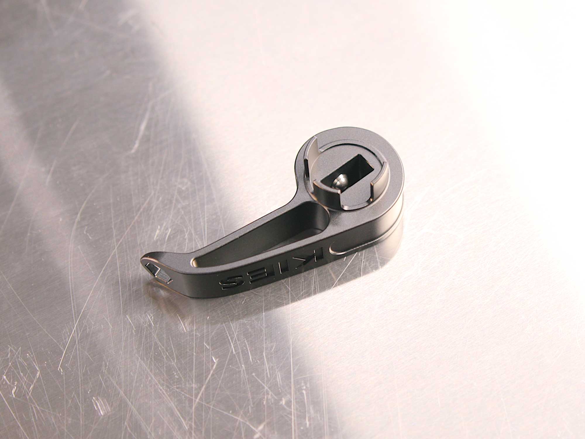 KIES Quick Release Hood Latch In Stealth Black For G8x/G2x