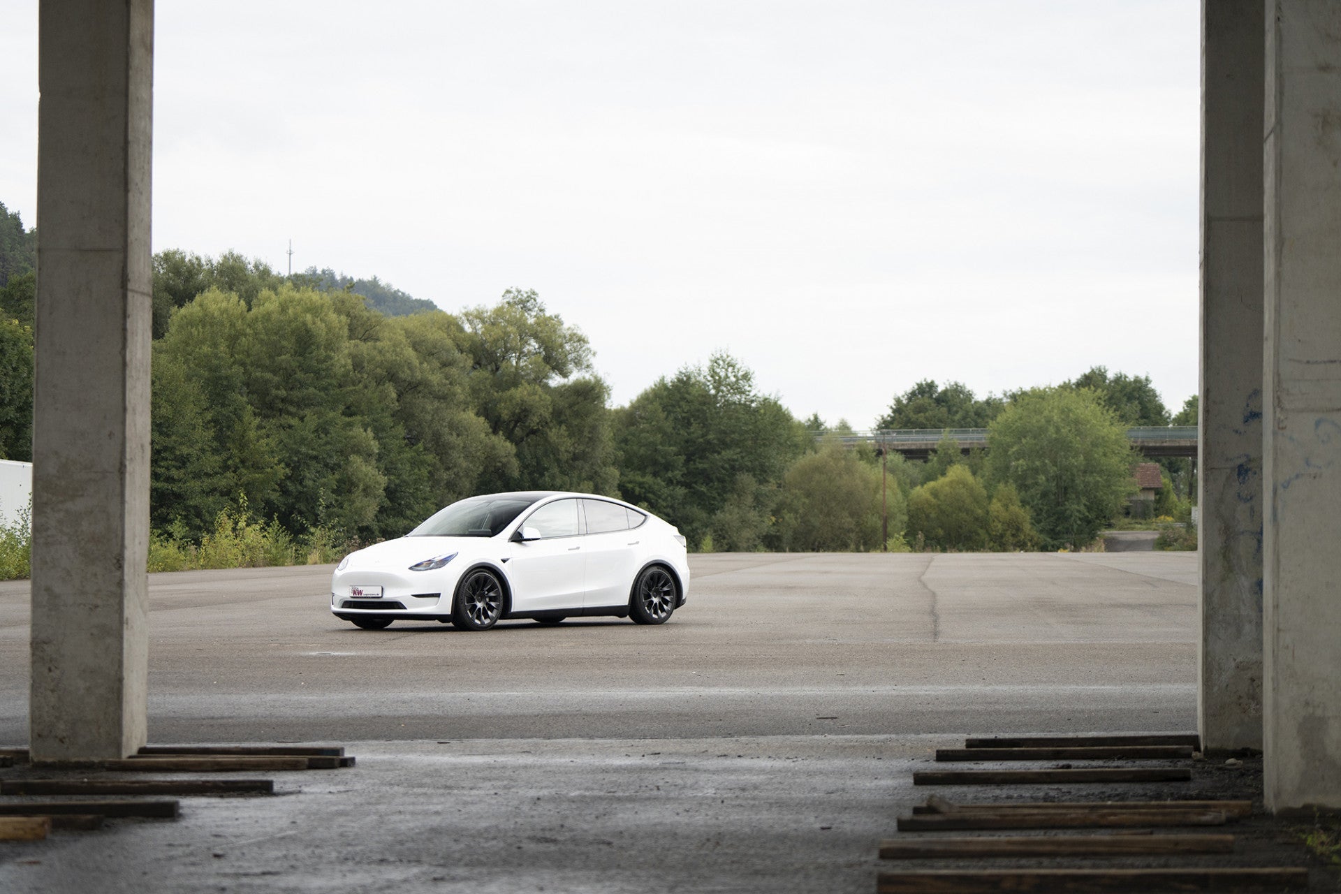 KW Coilover Kit V3 Tesla Model Y AWD
