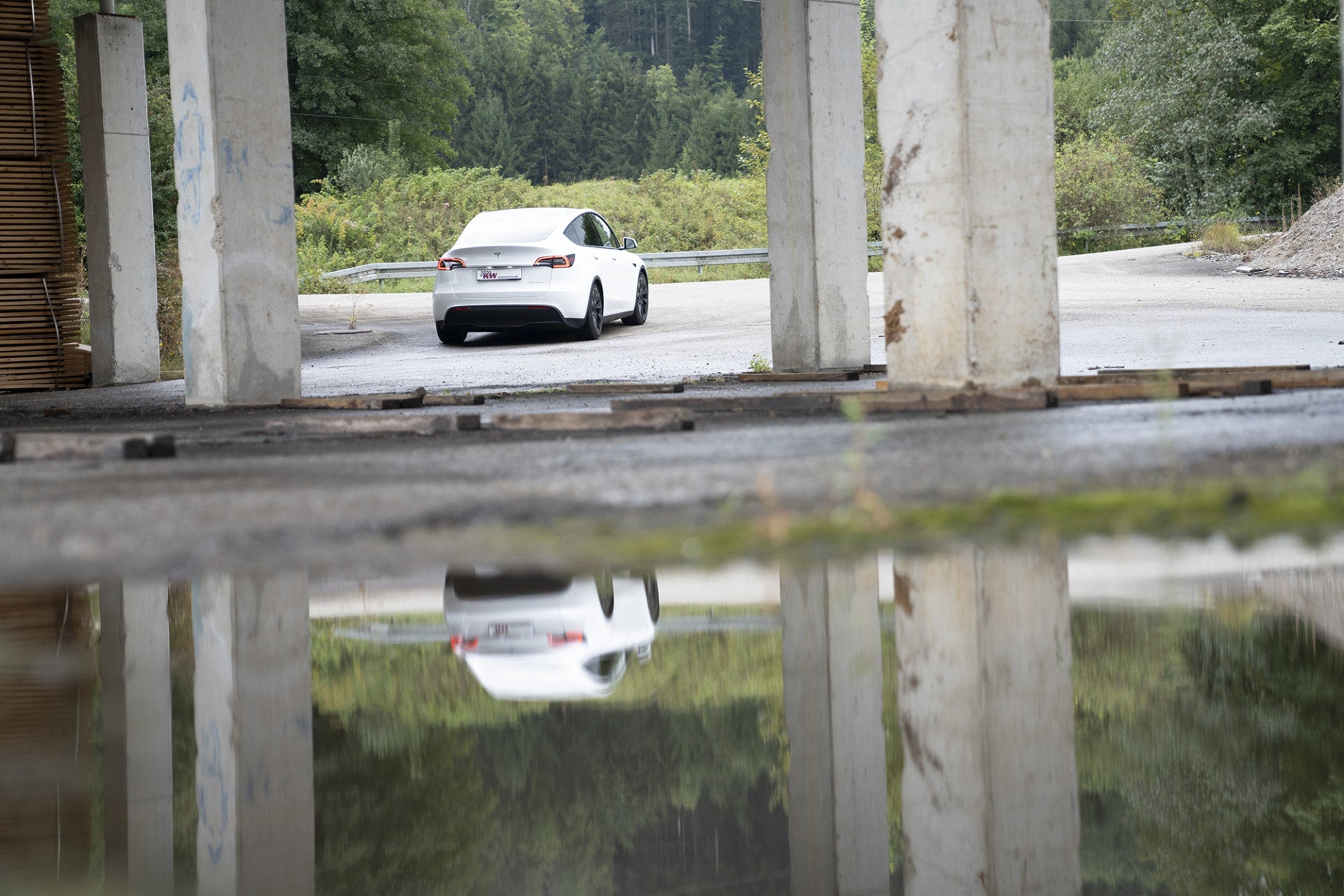 KW Coilover Kit V3 Tesla Model Y AWD