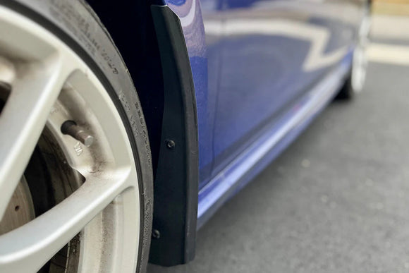 MC MK8 GTI / Golf R Splash Guard Set