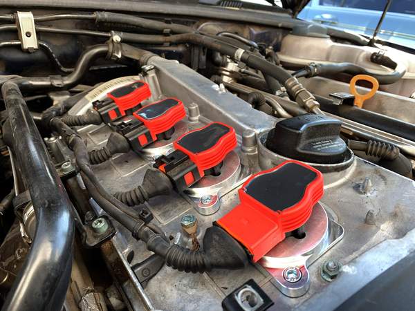 Coilpack Adapter Kit With Red R8 Coilpacks | 1.8T