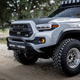 Cali Raised 16-23 Toyota Tacoma Stealth Bumper - Bull Bar / 32In Led Bar Spot W/ Small Switch