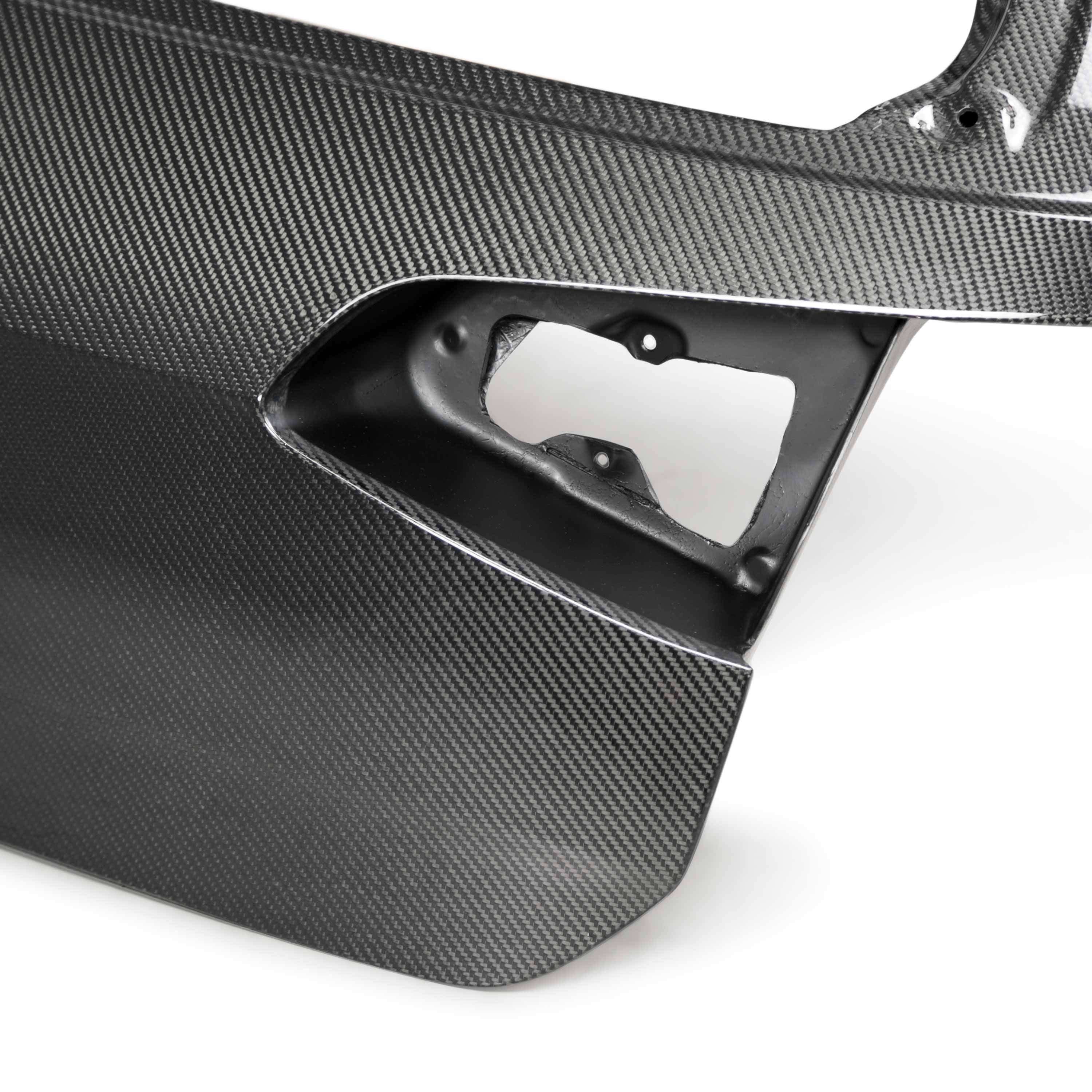 Seibon 15-19 Volkswagen Golf/GTI/Golf R OEM-Style Carbon Fiber Trunk Lid