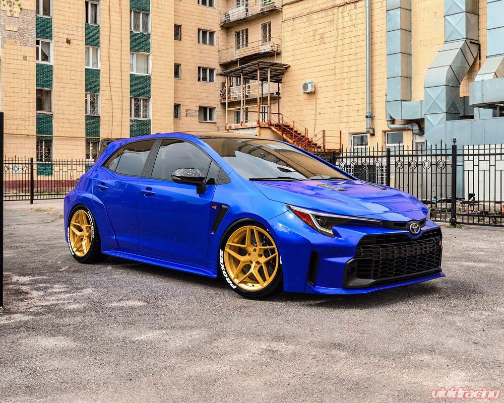 VR Forged D04 Wheel Package Toyota GR Corolla 18x9.5 Satin Gold