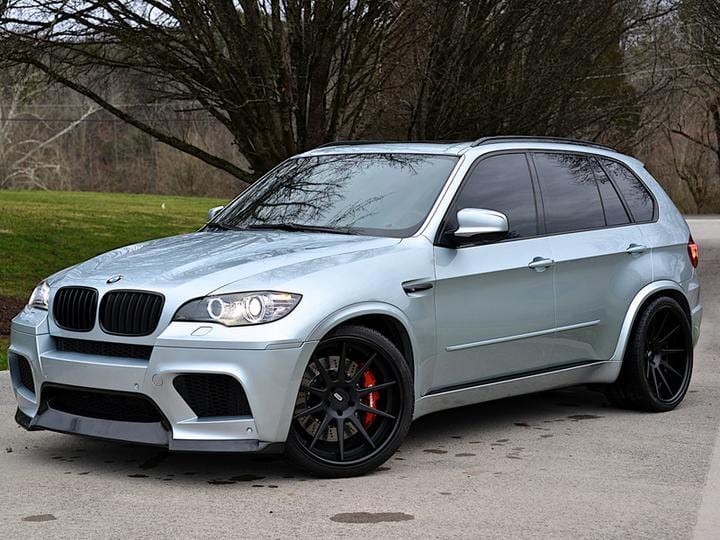 AutoTecknic Replacement Carbon Fiber Fender Gills | BMW E70 X5M