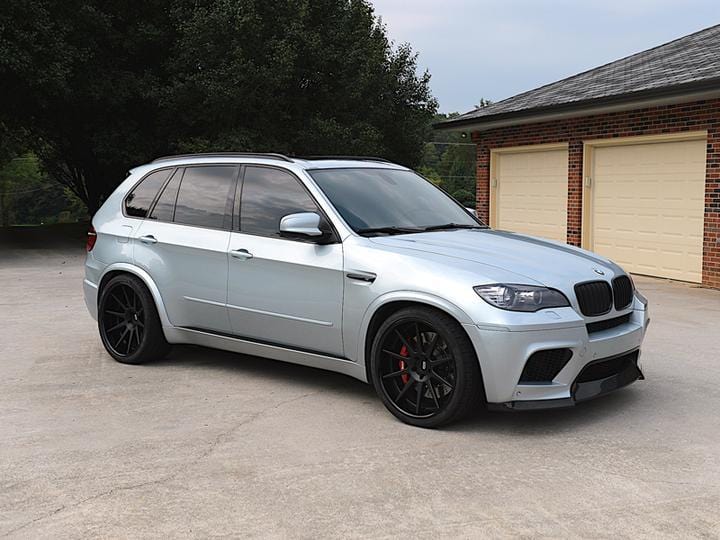 AutoTecknic Replacement Glazing Black Fender Gills | BMW E70 X5M - 0